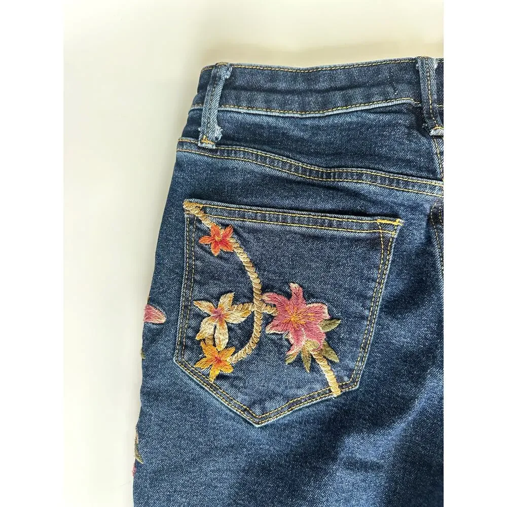 Driftwood Royce Lilies & Lassos Embroidered Jeans Boho Western 24